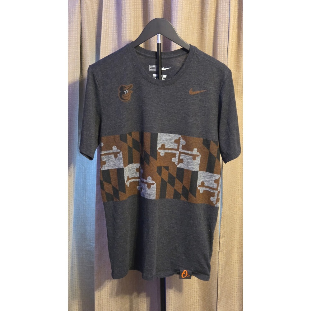 Nike Athletic Cut Baltimore Orioles Graphic T-Shirt Men's Size Medium Gray